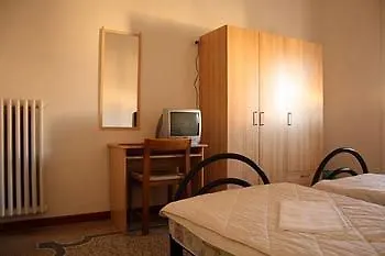 *** Pensjonat Art In Accommodation Rzym Włochy